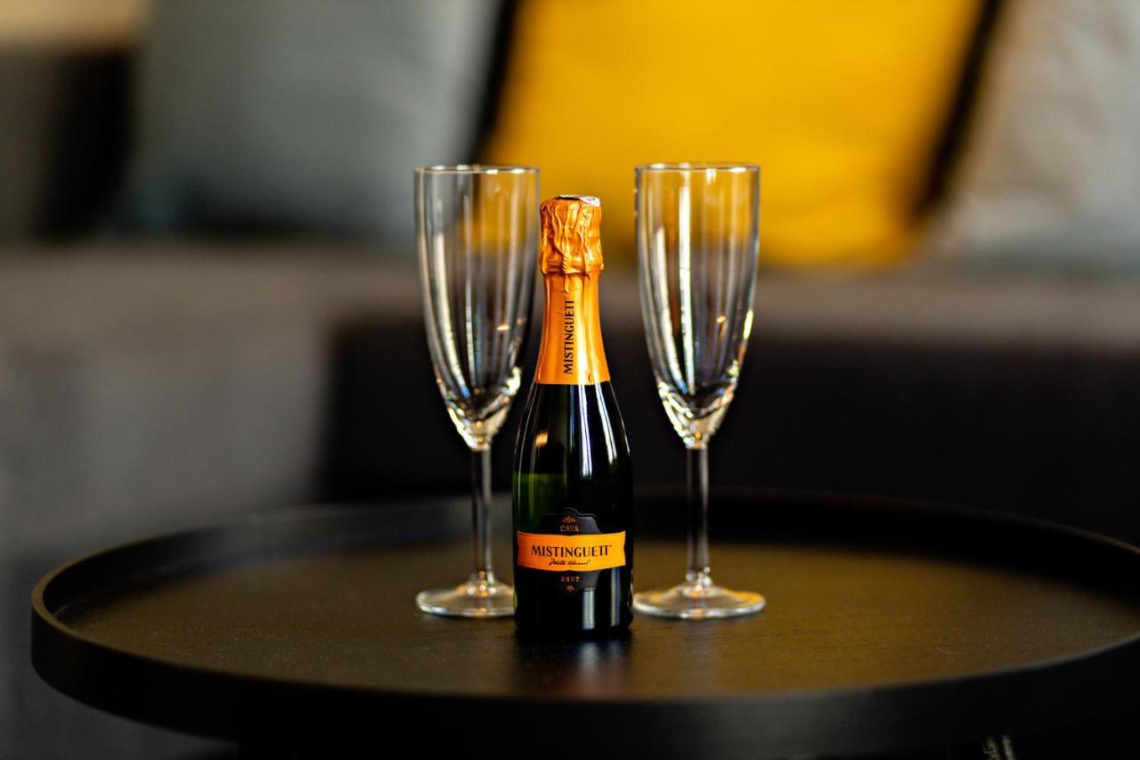 Luxury Suites Princess By Rikas Hotels Antwerpen Eksteriør bilde