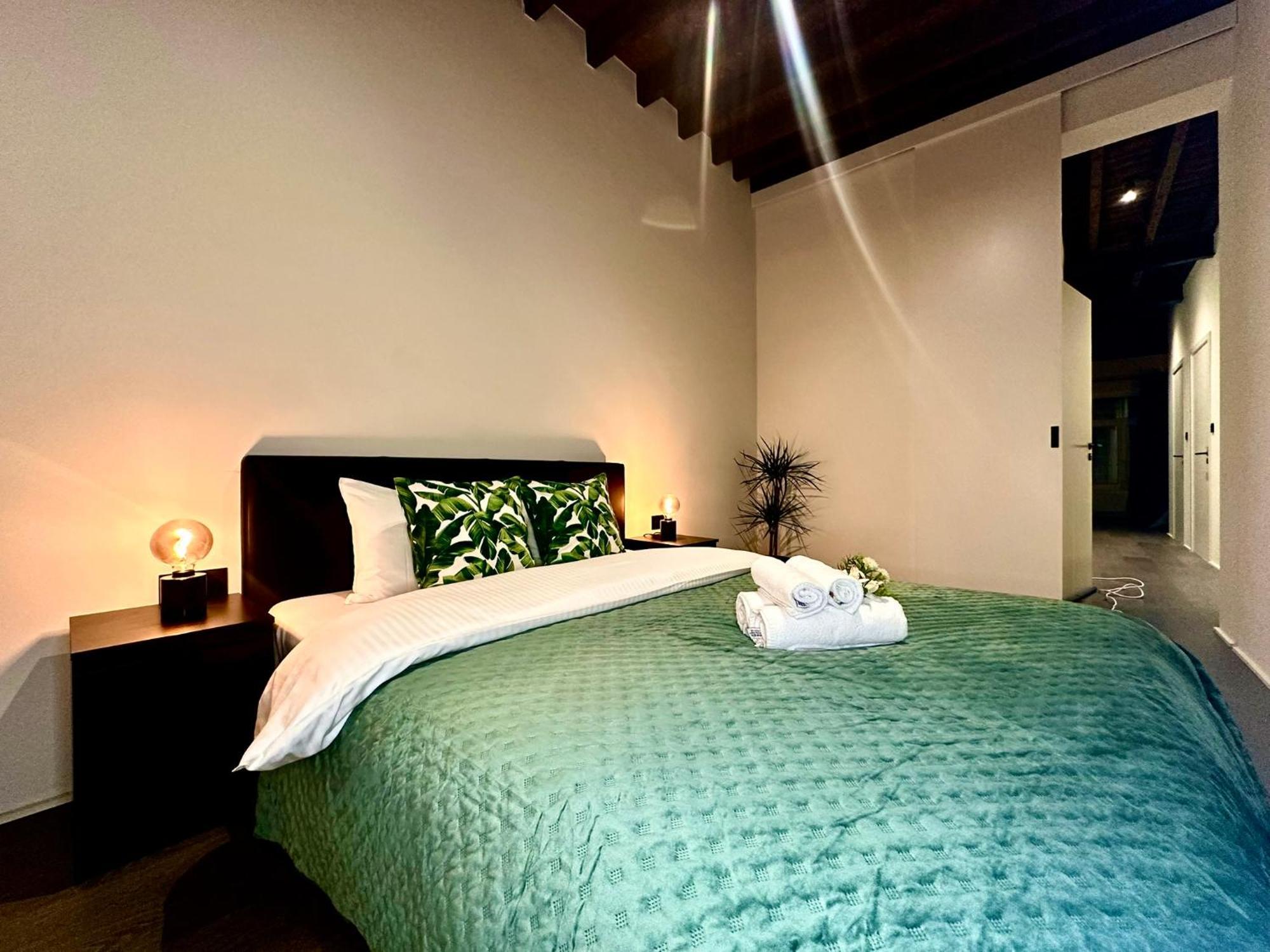 Luxury Suites Princess By Rikas Hotels Antwerpen Eksteriør bilde